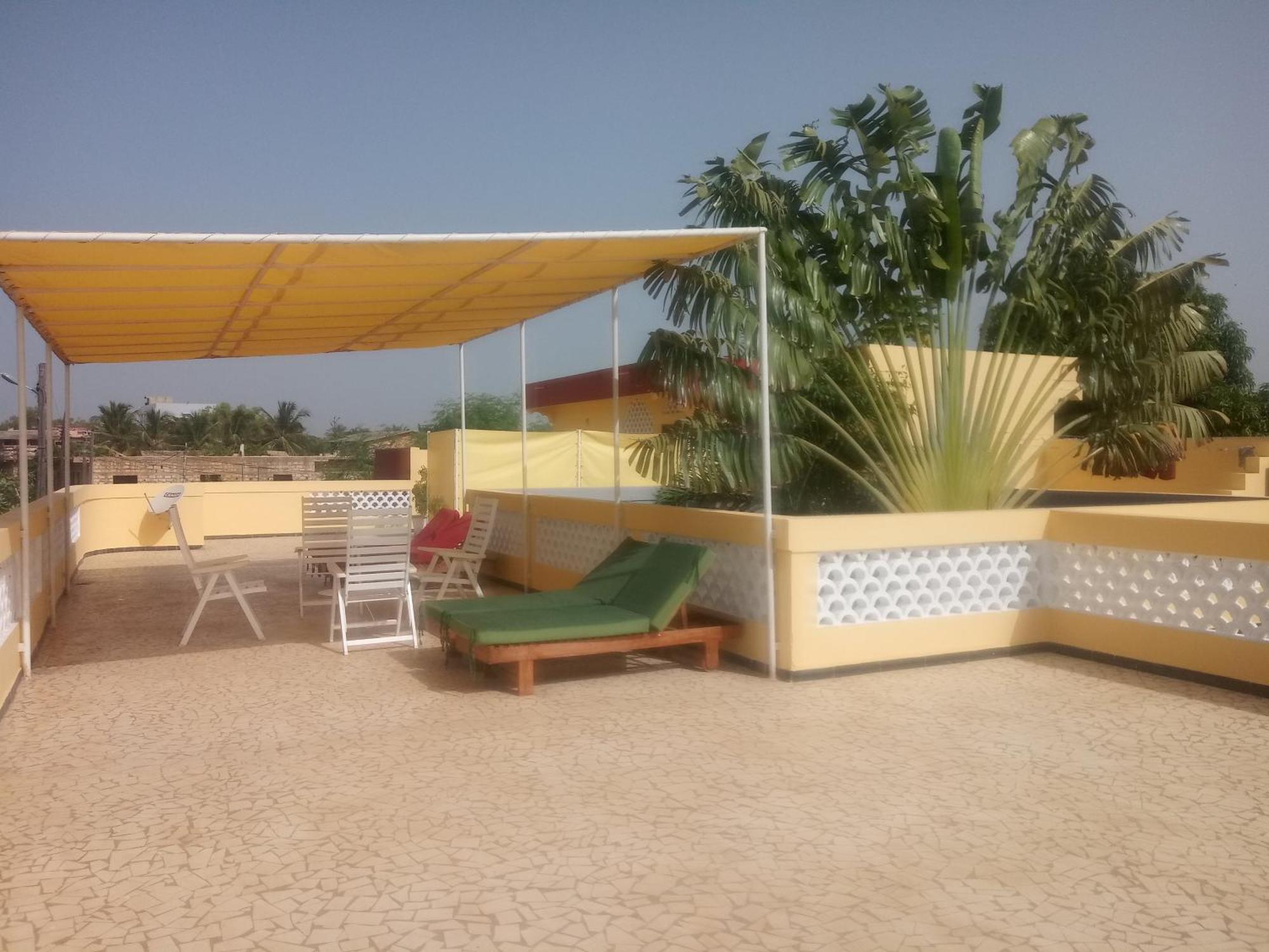 Keur Diam - Maison De La Paix Saly Portudal Ngoại thất bức ảnh