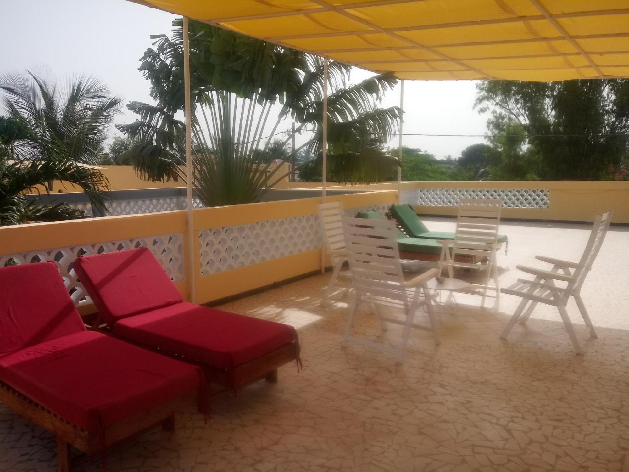 Keur Diam - Maison De La Paix Saly Portudal Ngoại thất bức ảnh